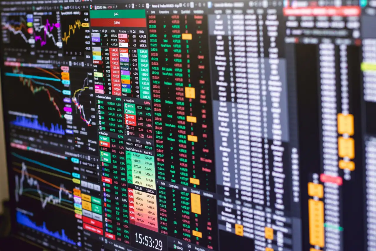 贵州企业数字化转型中定制软件开发的关键技术选型分析